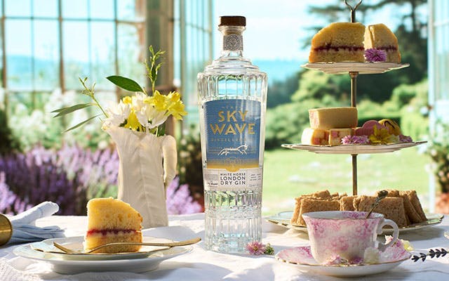 Sky Wave White Horse London Dry Gin